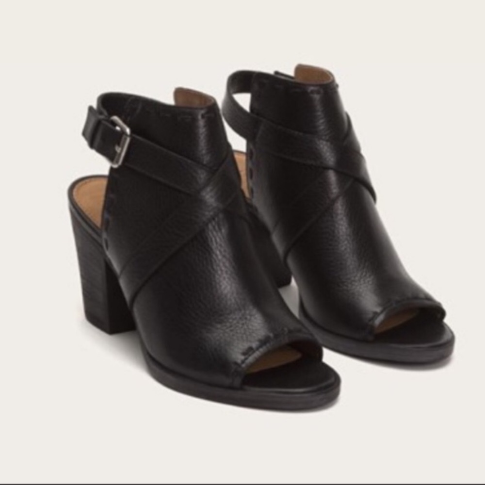 New Frye 10 booties